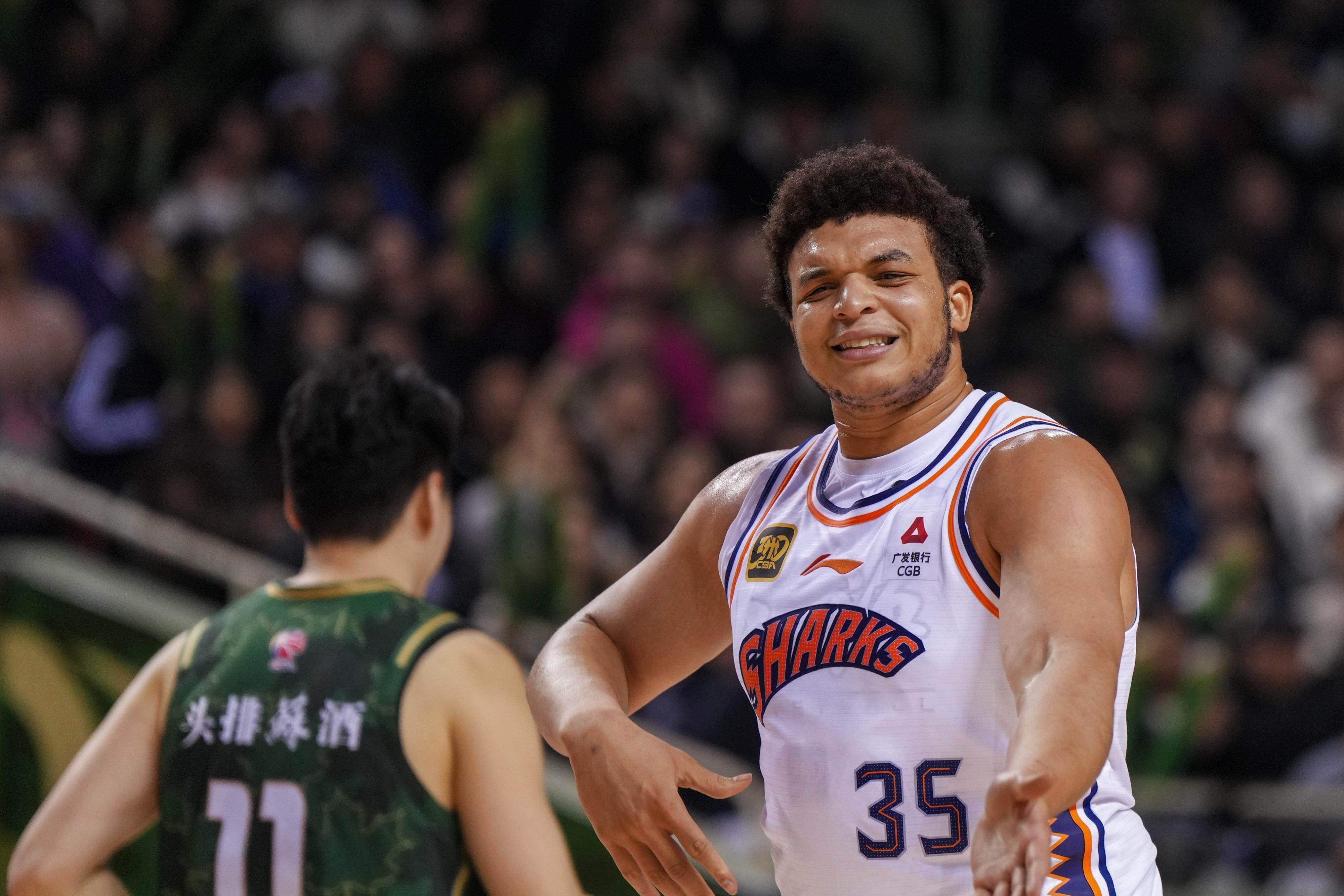 包含集结日广厦男篮调整名单以备欧联，迎来里程碑环节打磨，压力陡增，年轻球员得到机会的词条